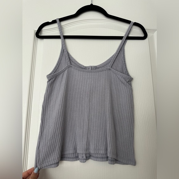 American Eagle Tank with Button Detail - Picture 4 of 4
